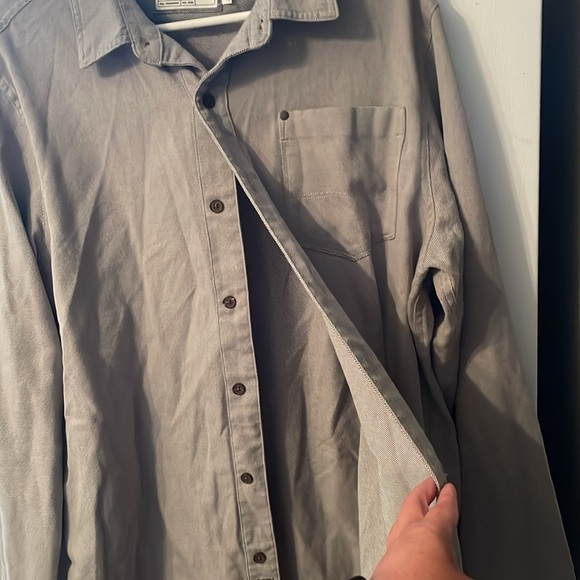 Jetty Men’s XL Gray White Button-Up Shirt - Picture 3 of 8